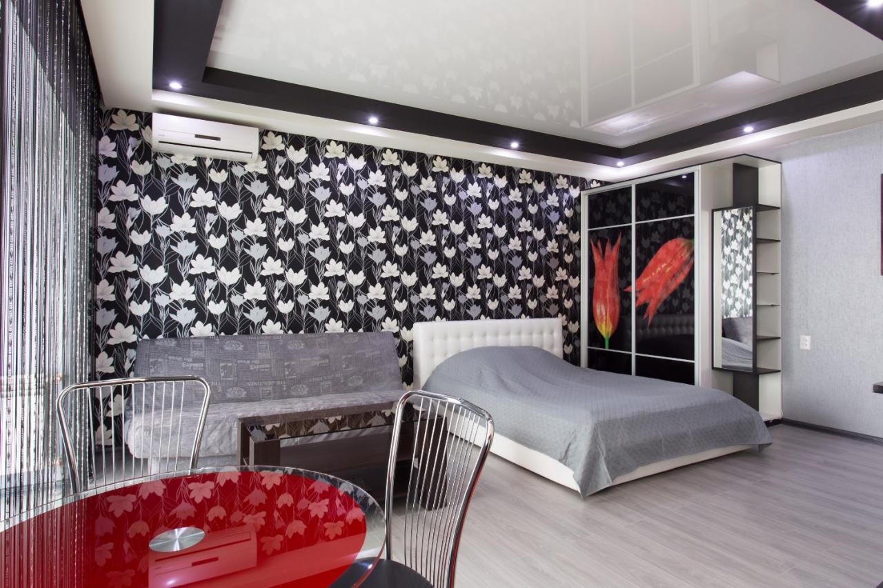 Luxury Studios On Nauki Avenue Kharkiv Exterior photo